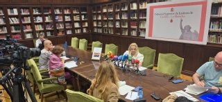 La presidenta del TSJCLM presenta la Memoria Judicial a los medios de comunicación